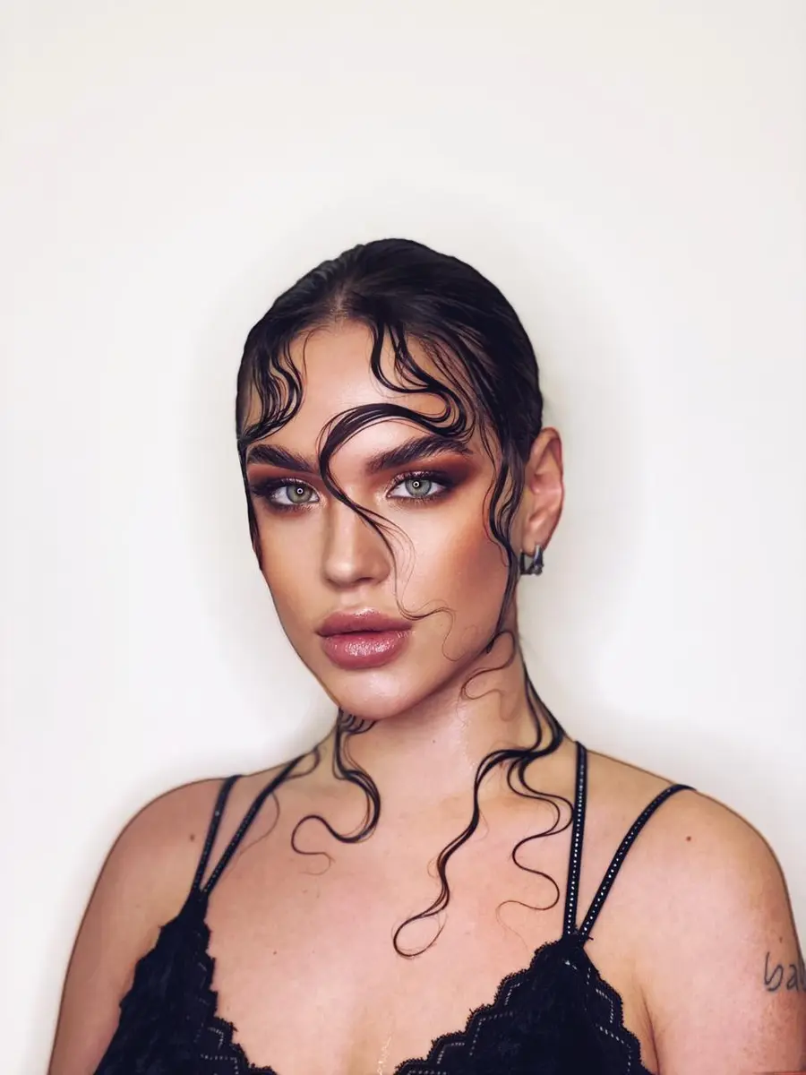 Aiza escort in Istanbul