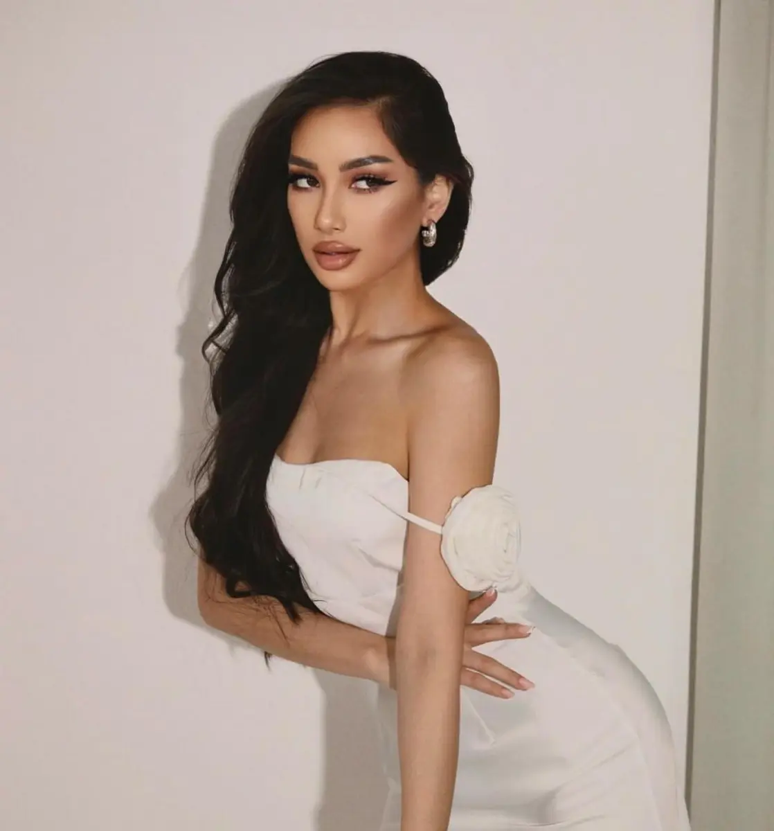 Aliana escort in Istanbul