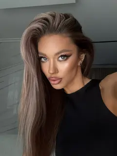 Amina escort in Istanbul