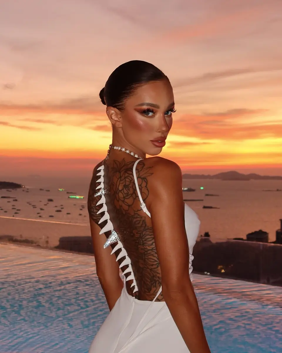 Amina escort in Istanbul