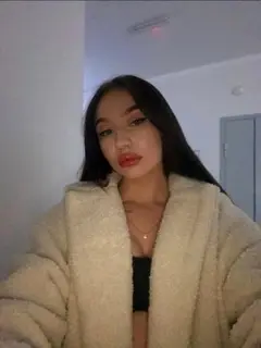 Clara escort in Istanbul