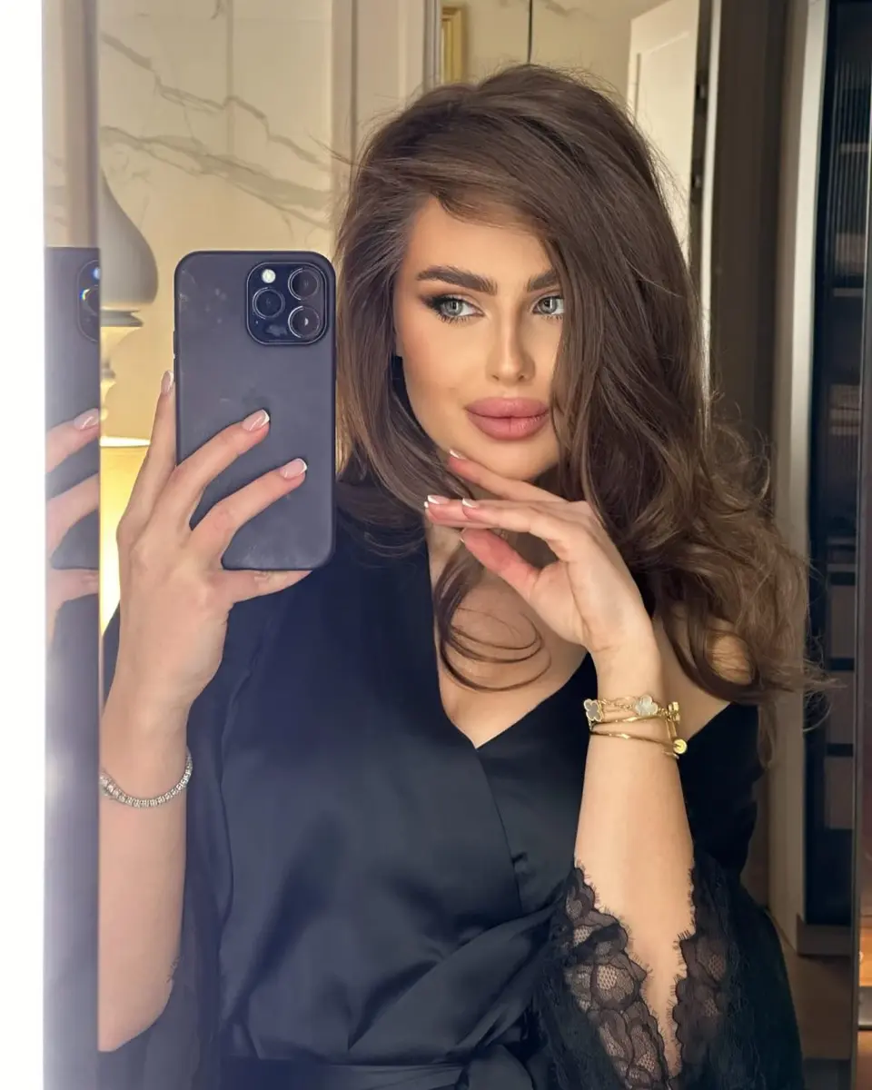 Ella escort in Istanbul