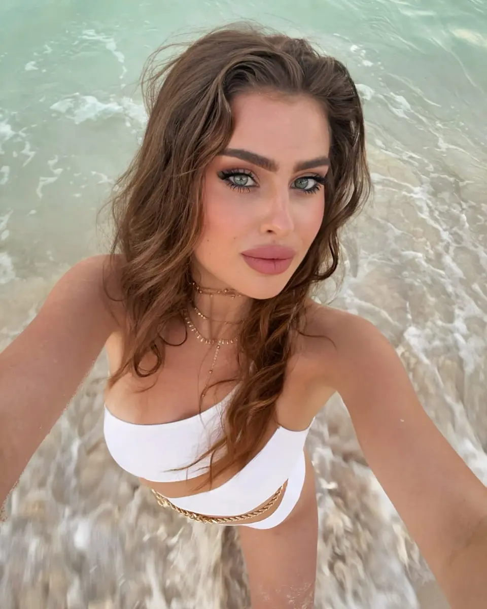 Ella escort in Istanbul