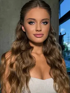 Jadora escort in Istanbul