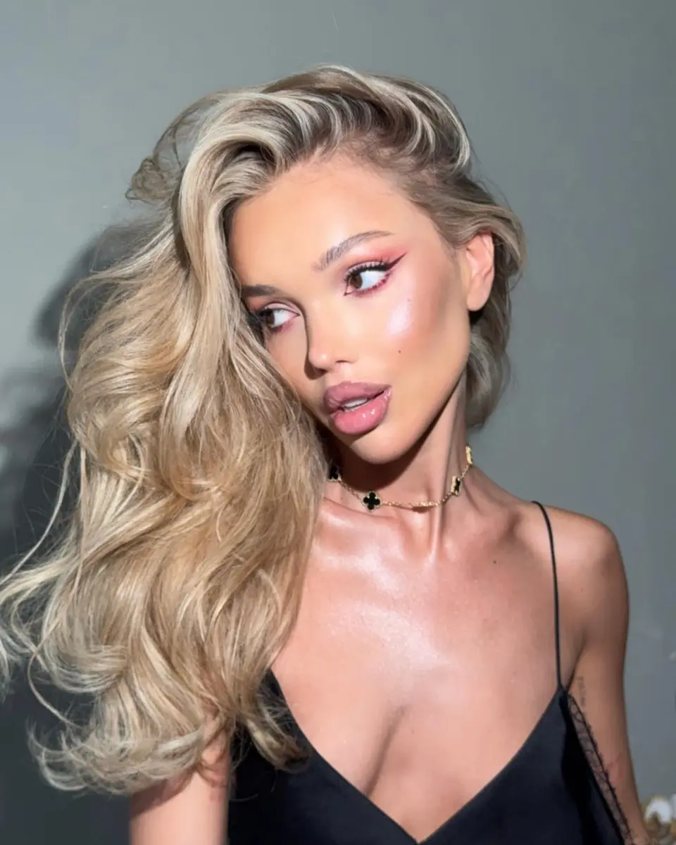 Leya escort in Istanbul