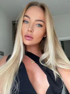 Veronika escort in Istanbul